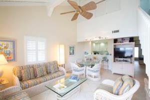 Villas Of The Galleon Seven Mile Beach Exterior foto
