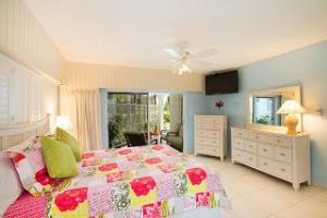 Villas Of The Galleon Seven Mile Beach Exterior foto